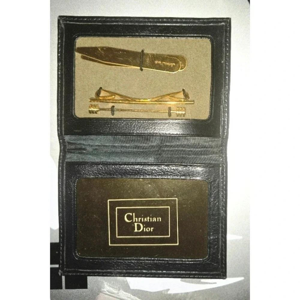 Vintage Christian Dior Gold Tone Tie Bar Collar Stay Accessory Set with Case